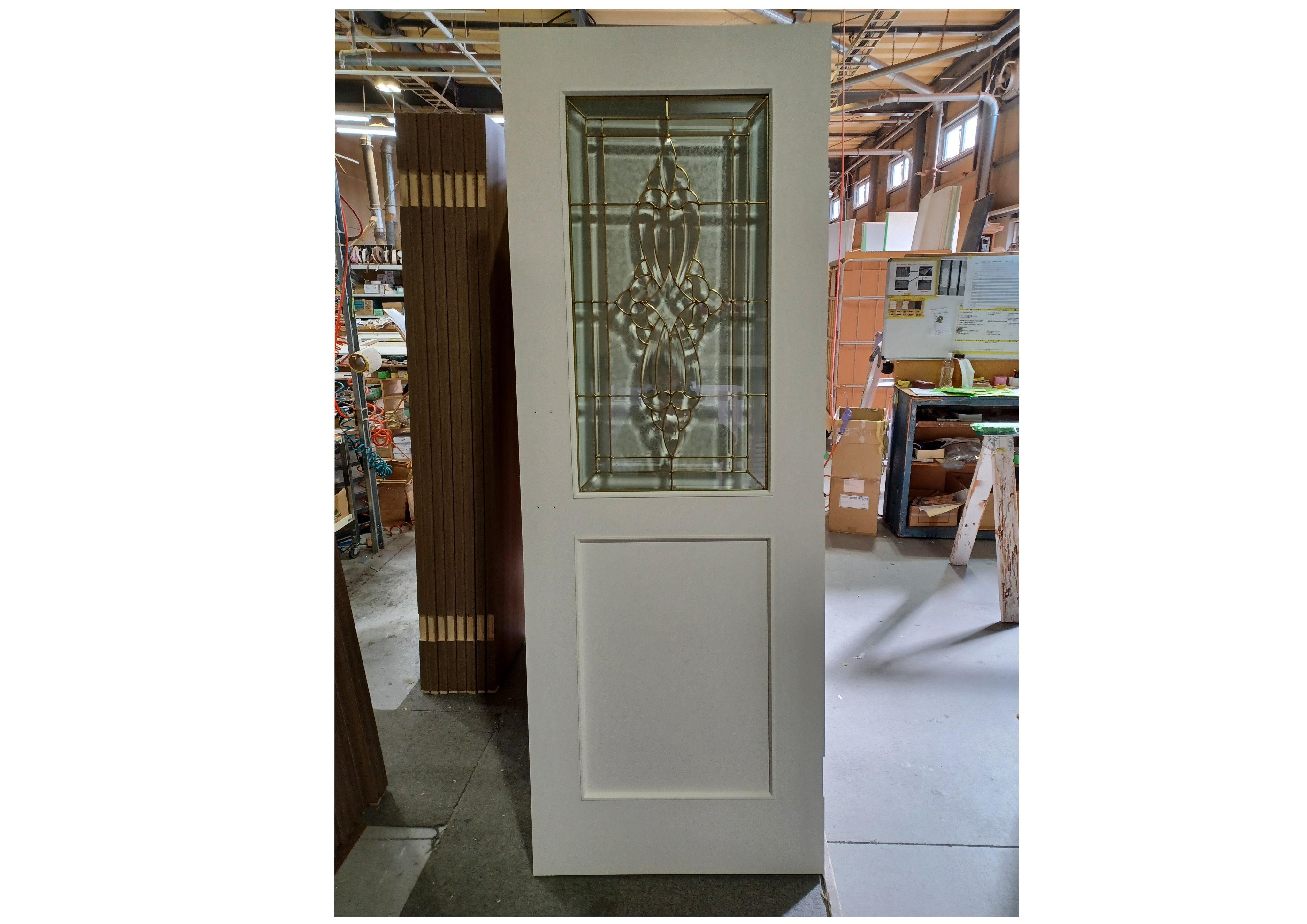 特注：岡山県M様 ステンドグラス入りリビングドア｜オーダードア.com