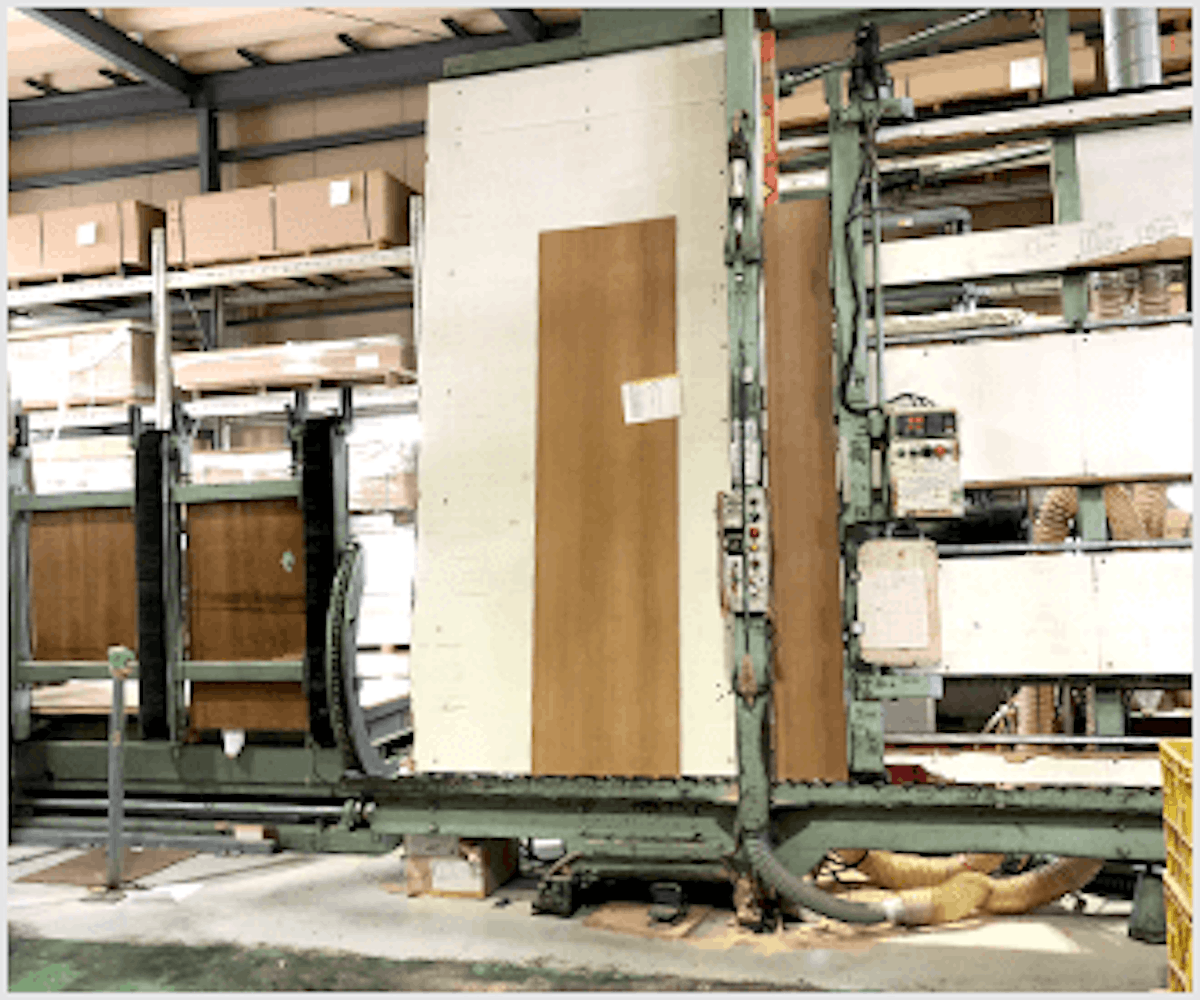 木製ドア ドアの注文 オーダードア 機械